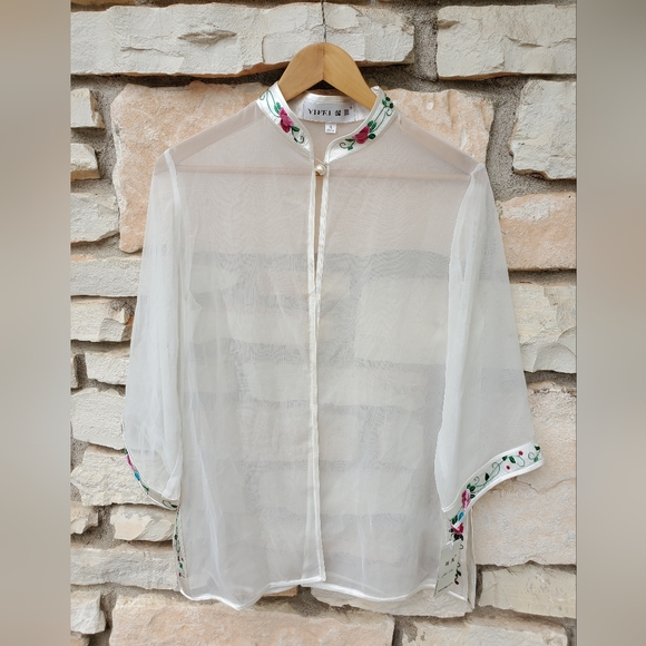 Asian White Sheer Floral Embroidered Trim Chinese Cover Up Top NWT Size M - Picture 1 of 7